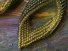 Load image into Gallery viewer, Drop Earrings - Light and dark olive Green beads
