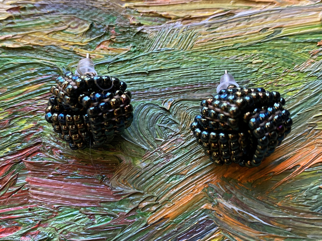 Knot earrings - Multi colored green/gold/brown beaded earrings