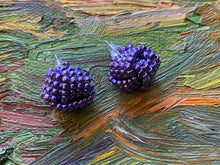 Load image into Gallery viewer, Knot beaded earrings - Lavender permafinish beads
