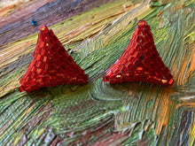 Load image into Gallery viewer, Triangle earrings - Red Hexagon beads
