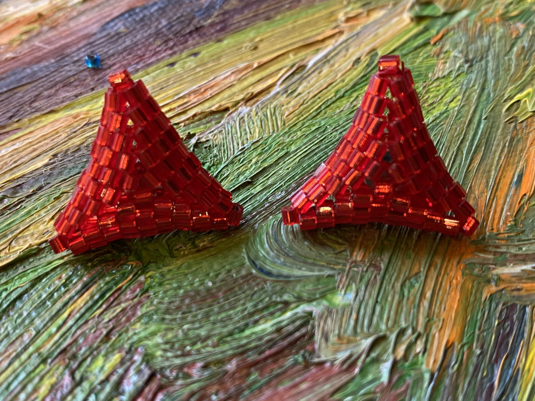 Triangle earrings - Red Hexagon beads