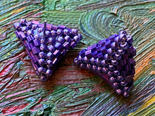 Load image into Gallery viewer, Triangle earrings - Lavender metallic finish round beads and purple hexagon beads
