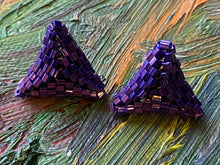 Load image into Gallery viewer, Triangle earrings - Purple hexagon beads
