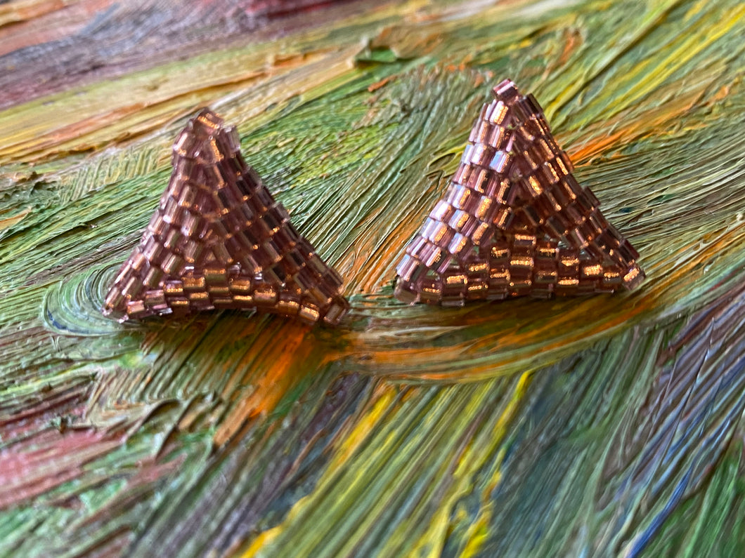 Triangle earrings - pink gold hexagon beads