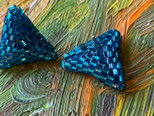 Load image into Gallery viewer, Triangle earrings - Dark aquamarine hexagon beads
