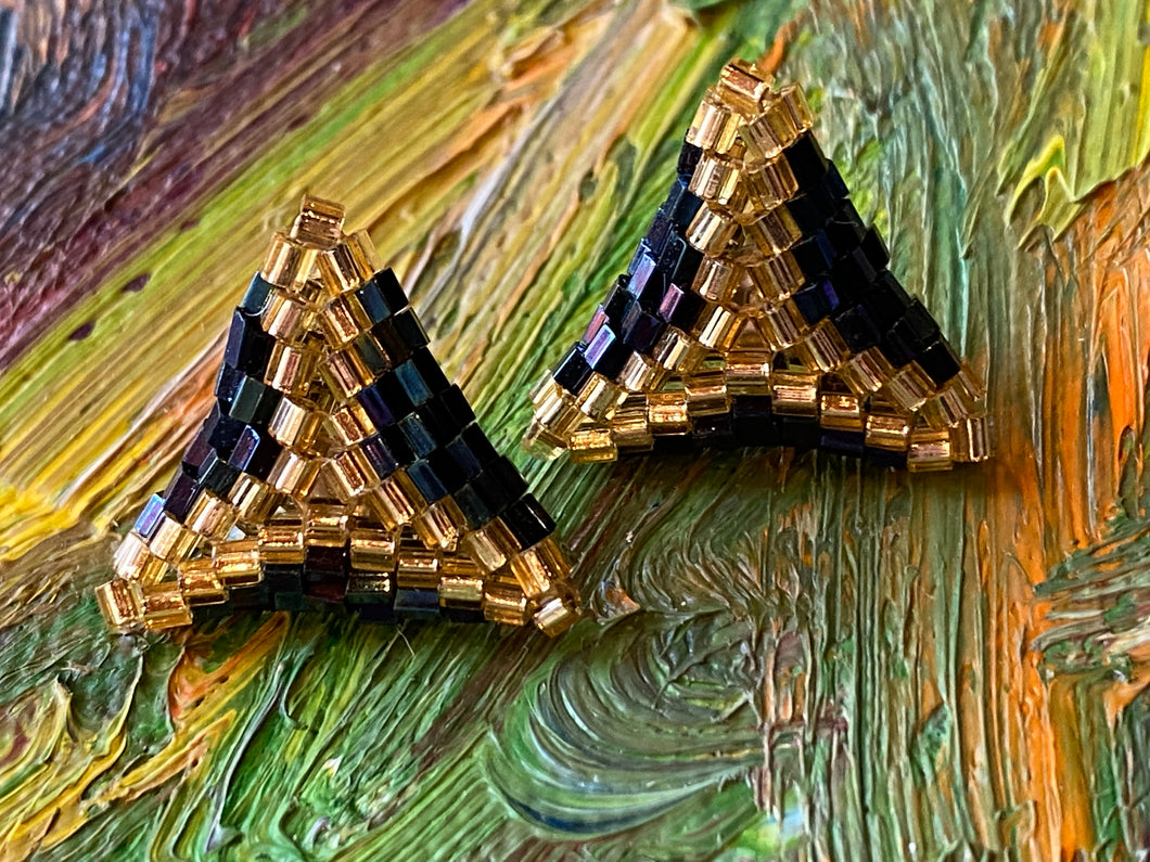 Triangle earrings - Gold and multicolor hexagon beads